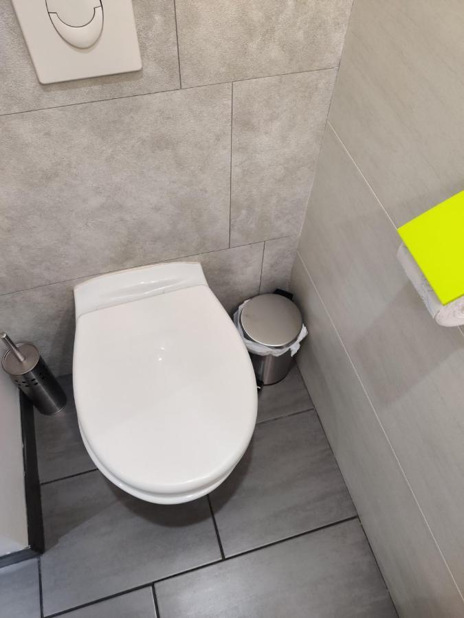 Appartement Cosy Avec Parking Proche Gare Dombasle-sur-Meurthe Esterno foto